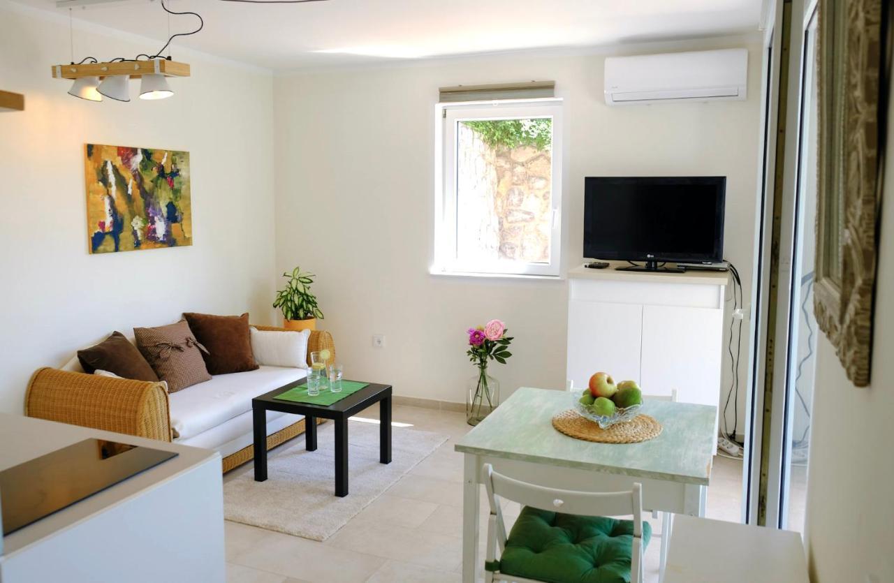 Apartments Ruzic Nijvice Zewnętrze zdjęcie